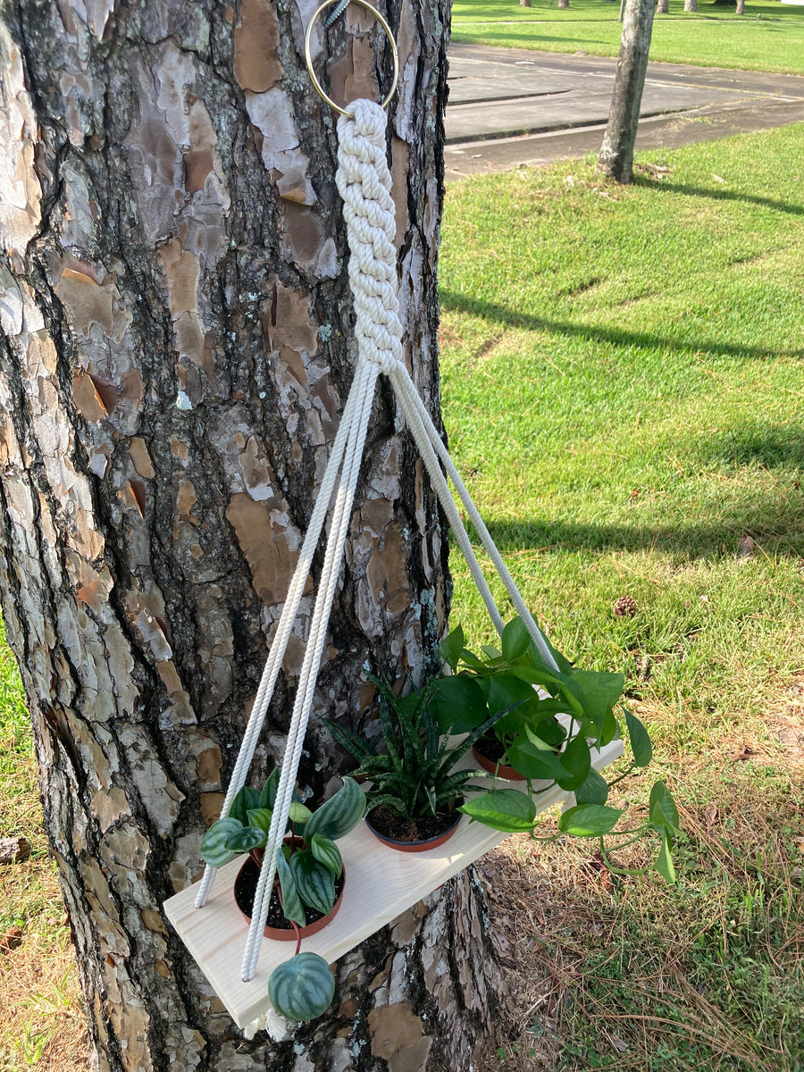 Macrame that fits three 4” pots